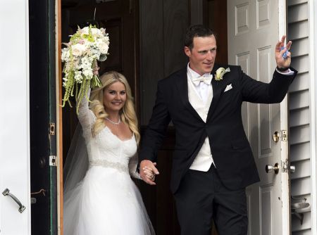 Elisa Cuthbert and Dion Phaneuf's wedding ceremony